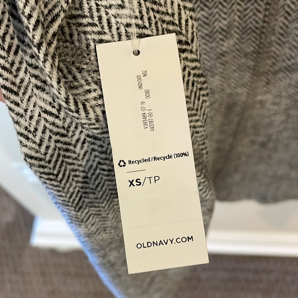 NWT Old Navy Herringbone Print Active Running Workout Jacket, Size XS - Picture 3 of 4